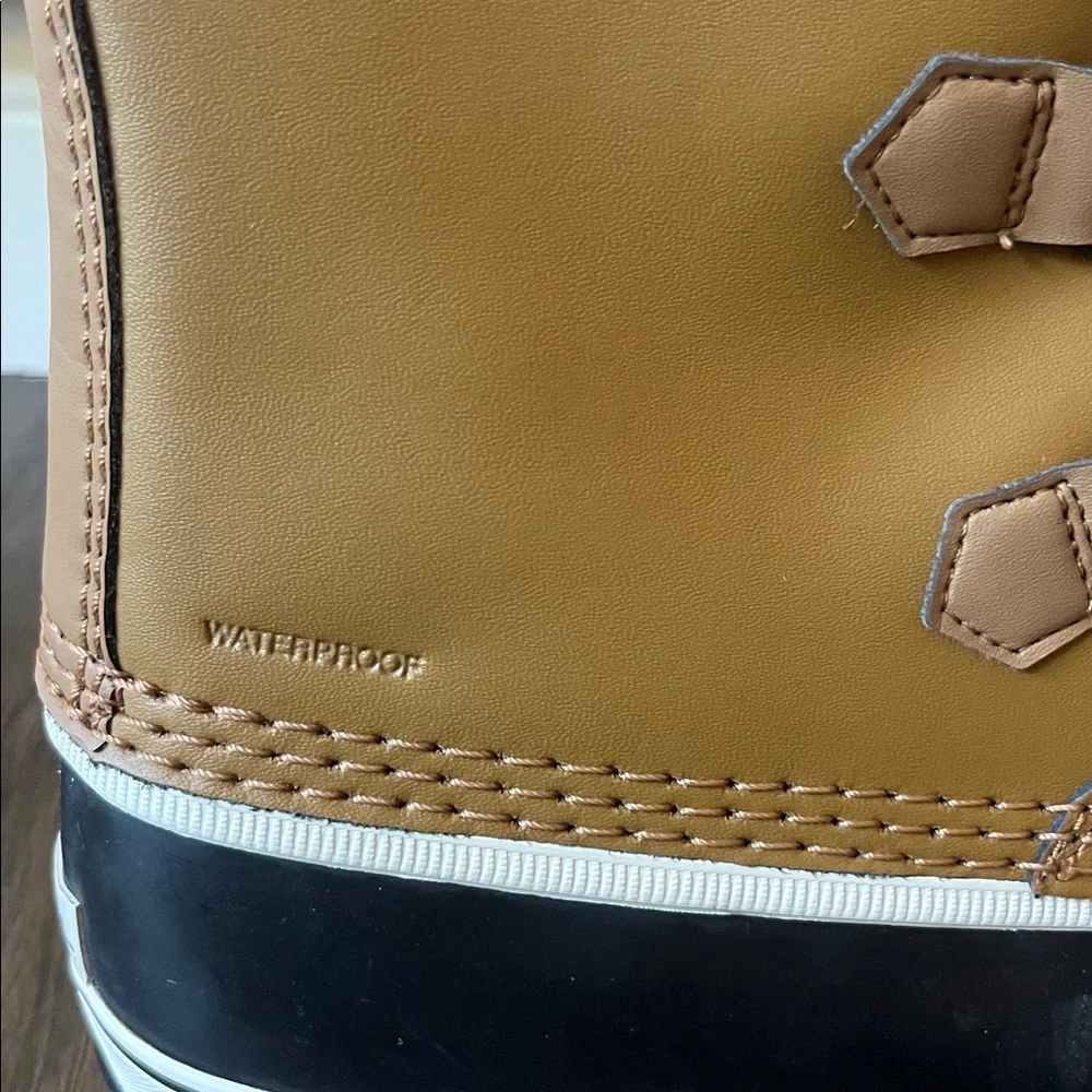 NWT SOREL Waterproof Boots